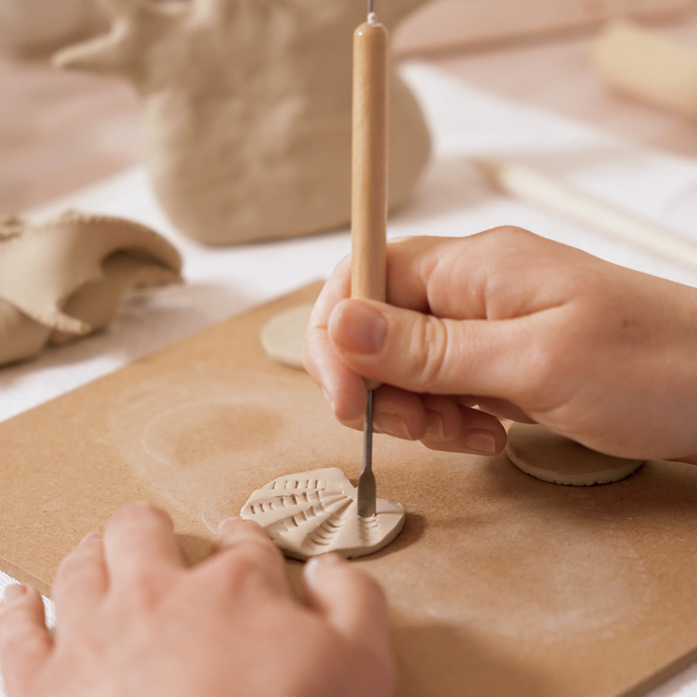 Air Dry Pottery Kit - Djeco Atelier Grands Augustins Workshop 85 Modelling - Image 4