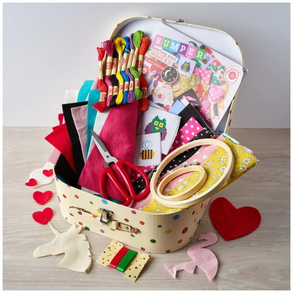 Buttonbag Bumper Sewing & Embroidery Kit - Image 11