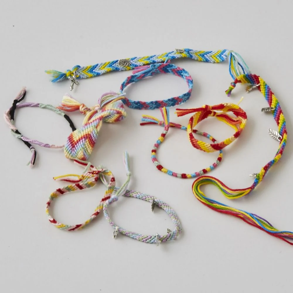 Buttonbag Friendship Bracelet Kit - Image 3