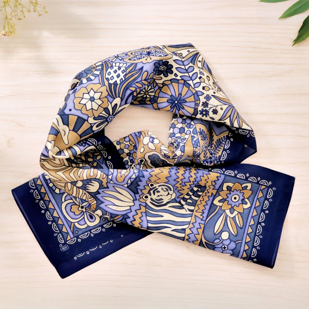 Beginner Silk Painting Kit - Djeco Atelier Grands Augustins Workshop 10 - Image 5