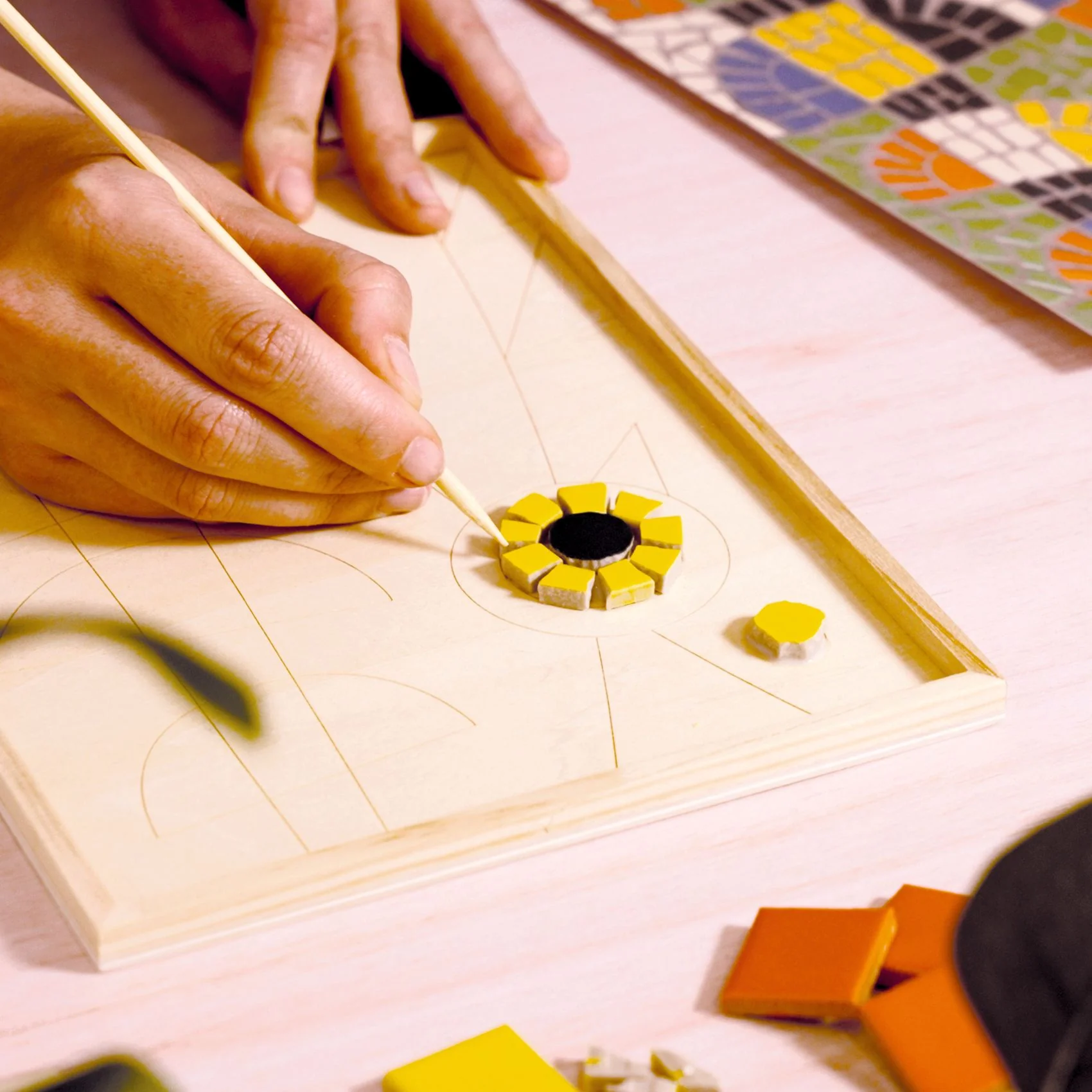 Mosaics For Beginners - Djeco Atelier Grands Augustins Workshop 73 - Image 4