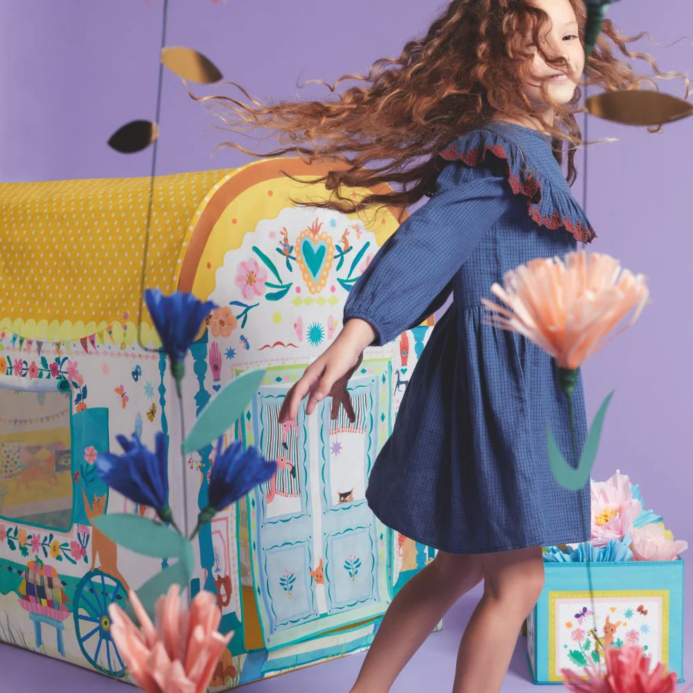Djeco Caravan Playhouse - Image 2