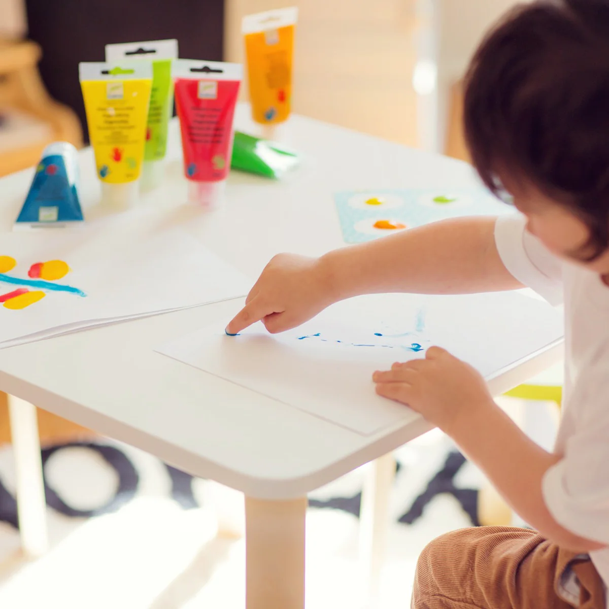 Djeco Finger Painting 6 Tubes - Image 3