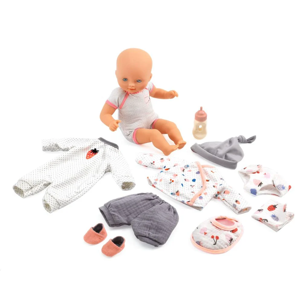 Djeco Pomea Vanille's Suitcase - My First Doll Set - Image 3
