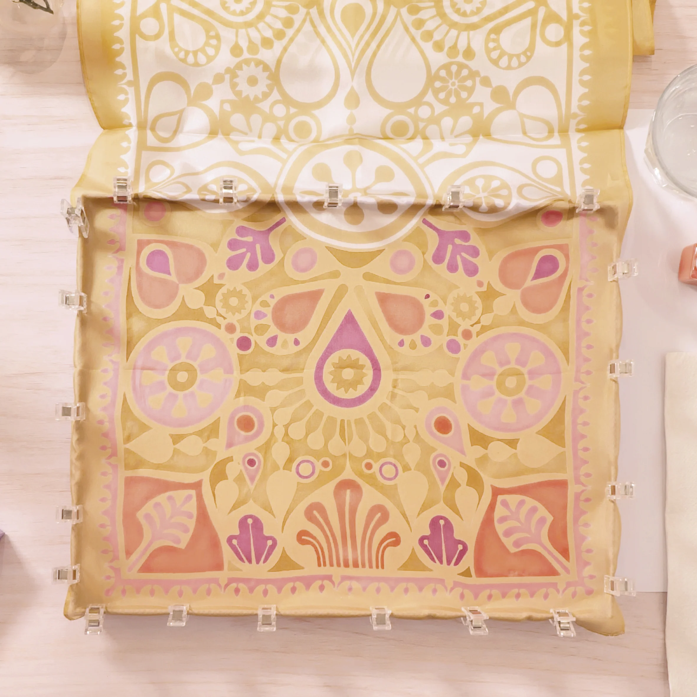 Beginner Silk Painting Kit - Djeco Atelier Grands Augustins Workshop 11 - Image 4
