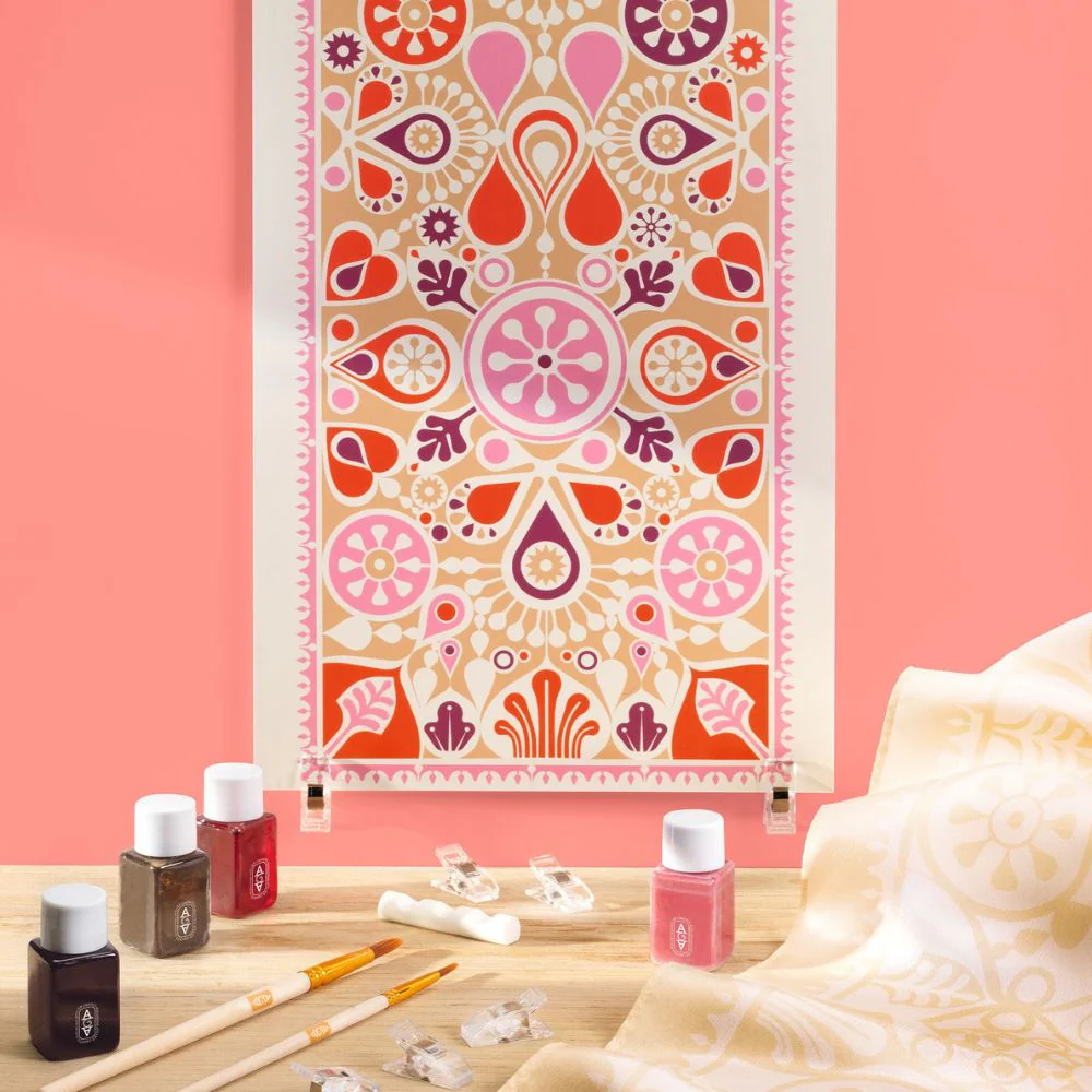 Beginner Silk Painting Kit - Djeco Atelier Grands Augustins Workshop 11 - Image 5