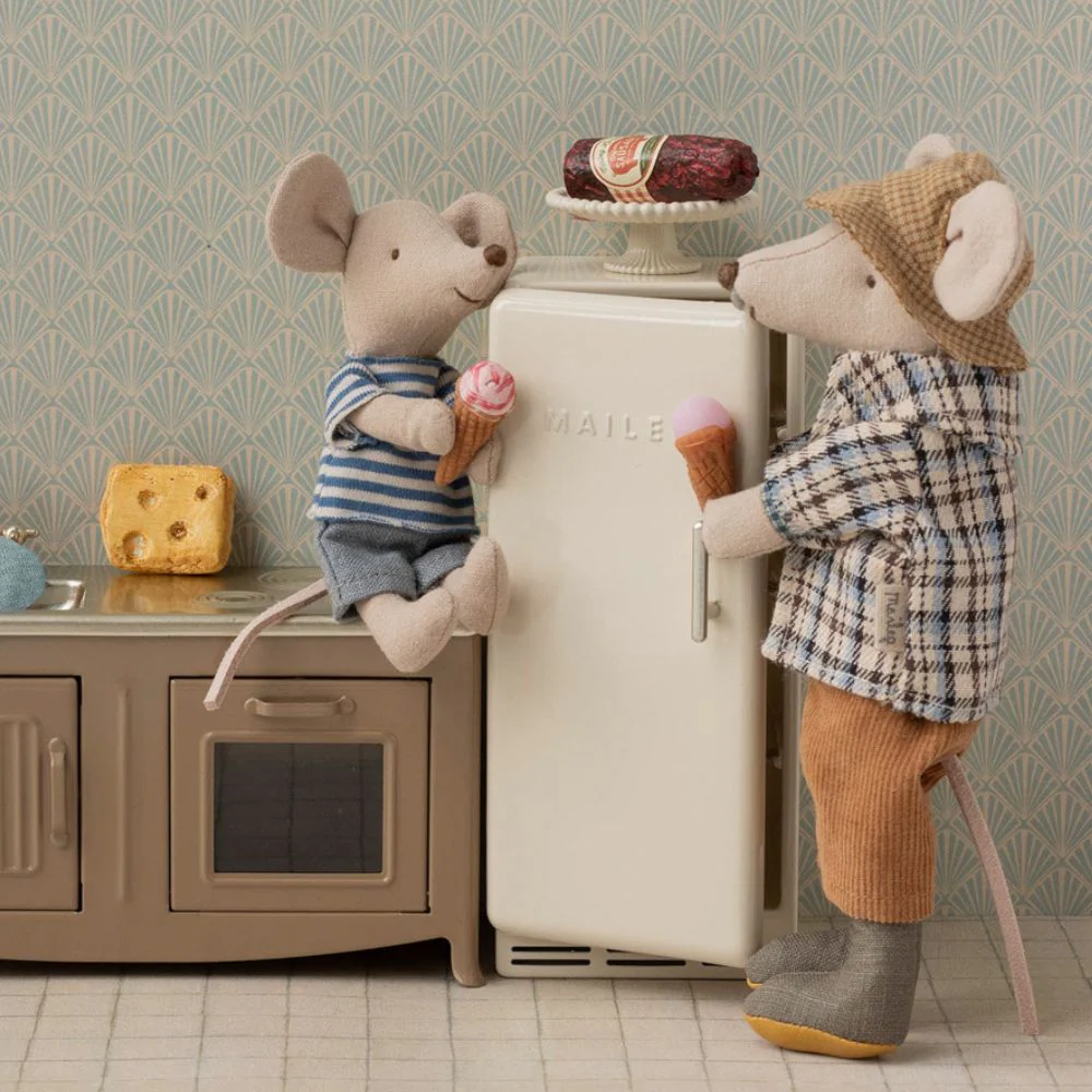 Maileg Grandad Mouse - Image 4