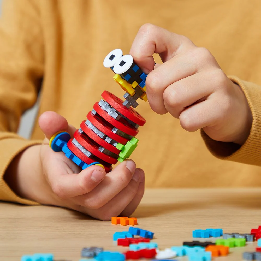 Plus Plus - Learn to Build - Robots - Image 4