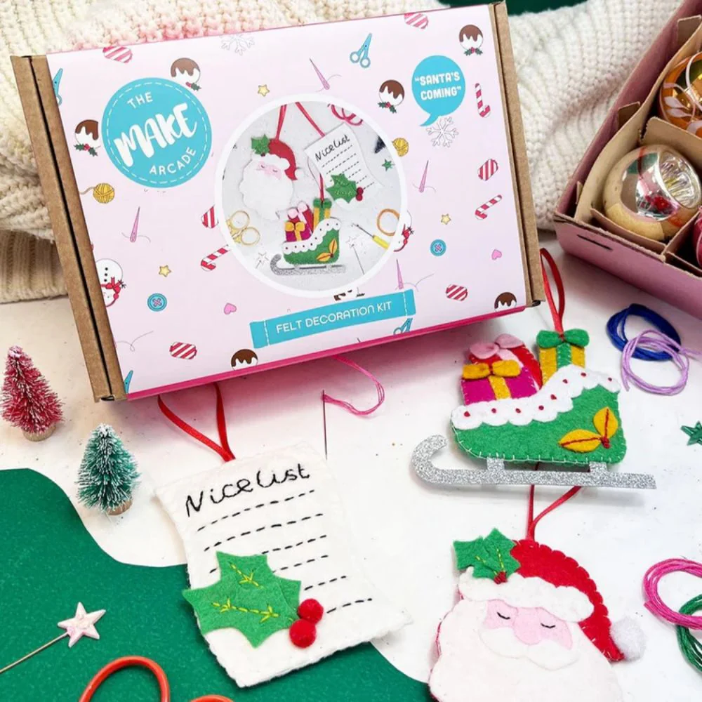 The Make Arcade Santa's Coming Christmas Felt Sewing Kit - Image 2