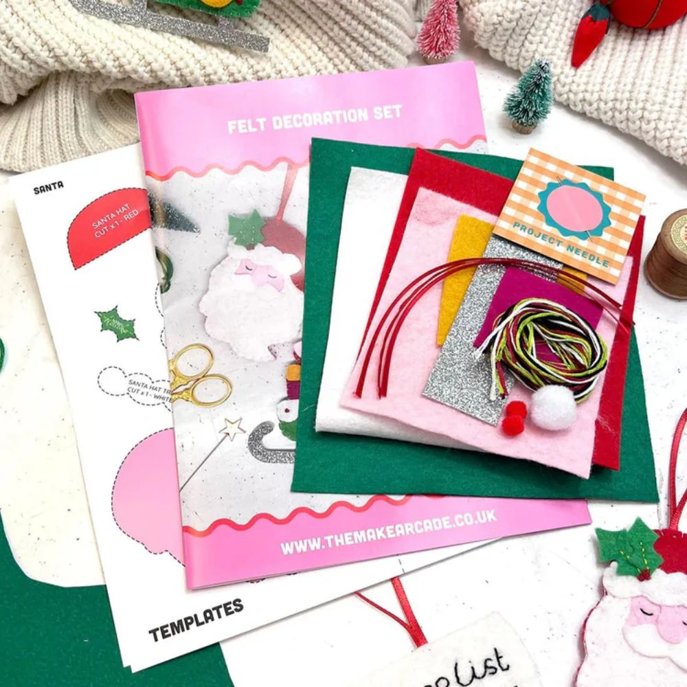 The Make Arcade Santa's Coming Christmas Felt Sewing Kit - Image 3