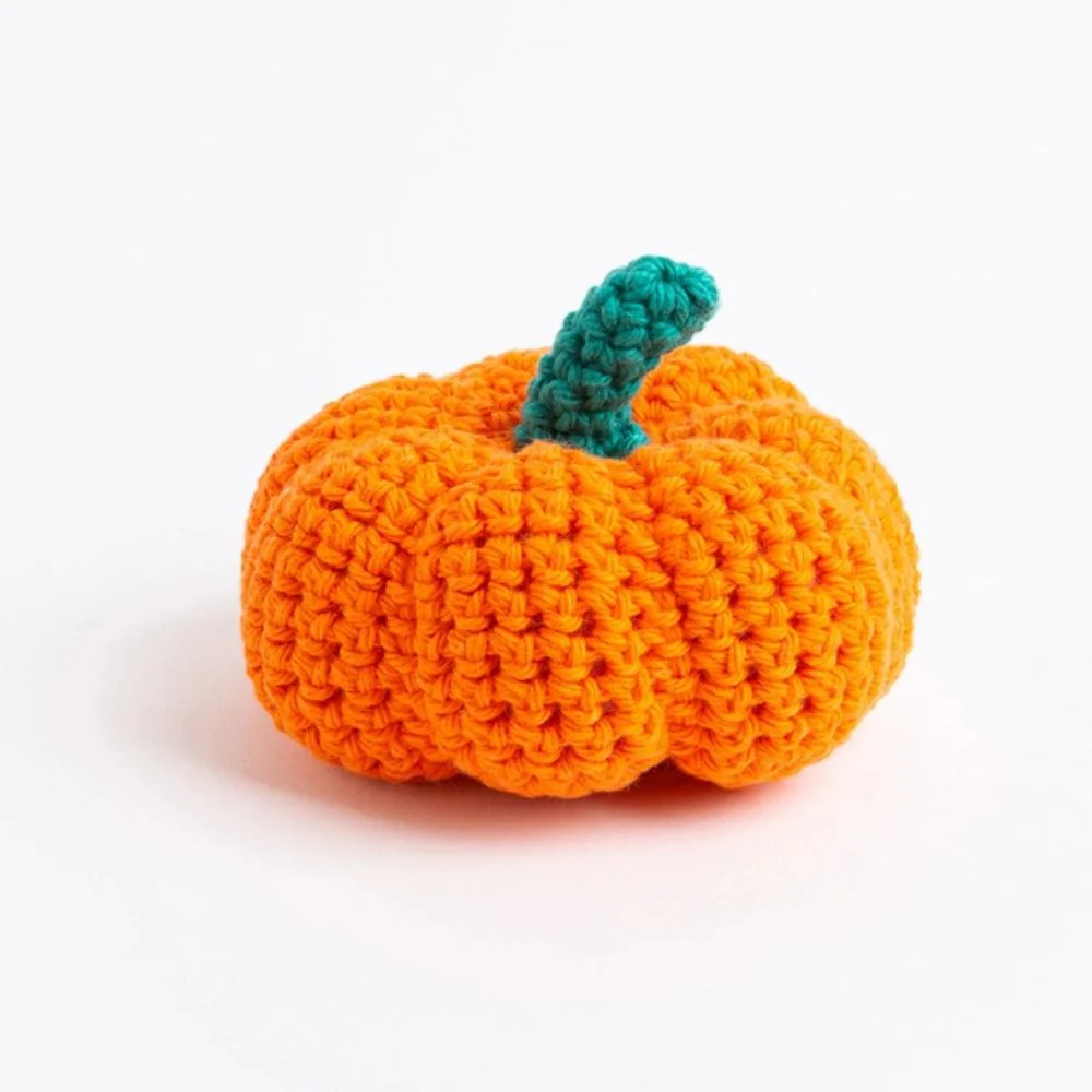 Wool Couture - My Pocket Pumpkin Crochet Kit - Image 2