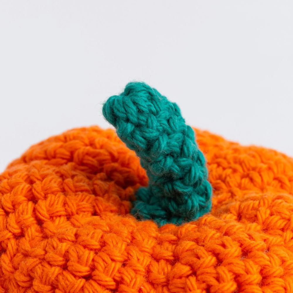 Wool Couture - My Pocket Pumpkin Crochet Kit - Image 4