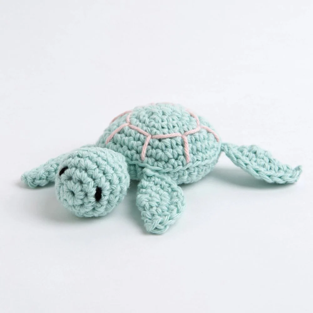 Wool Couture - My Pocket Turtle Crochet Kit - Image 6
