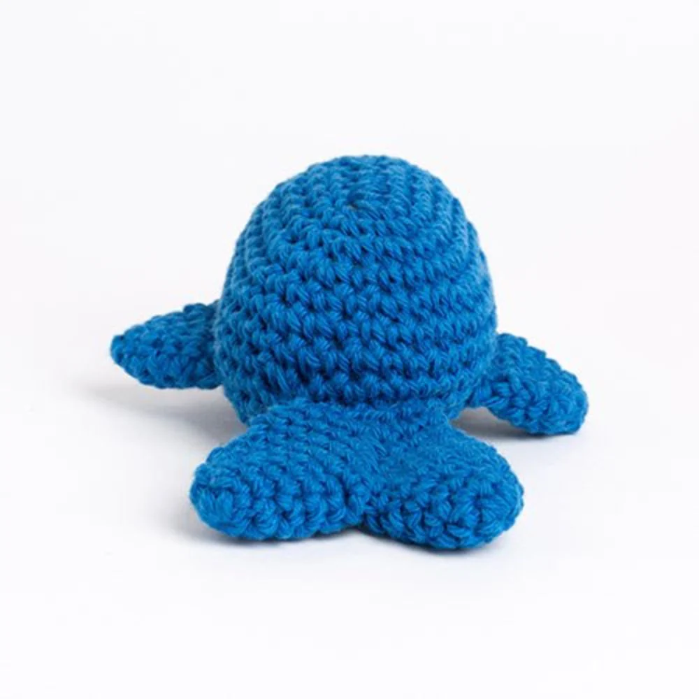 Wool Couture - My Pocket Whale Crochet Kit - Image 3