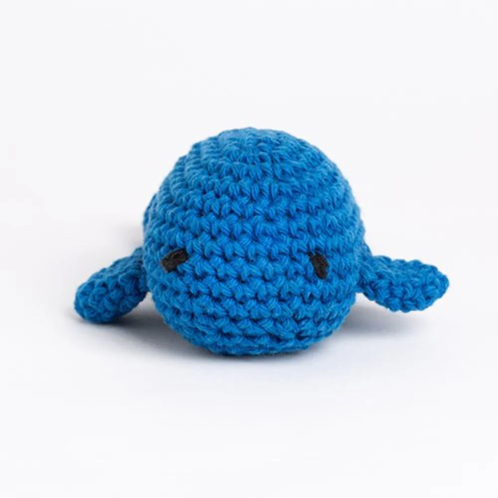 Wool Couture - My Pocket Whale Crochet Kit - Image 4